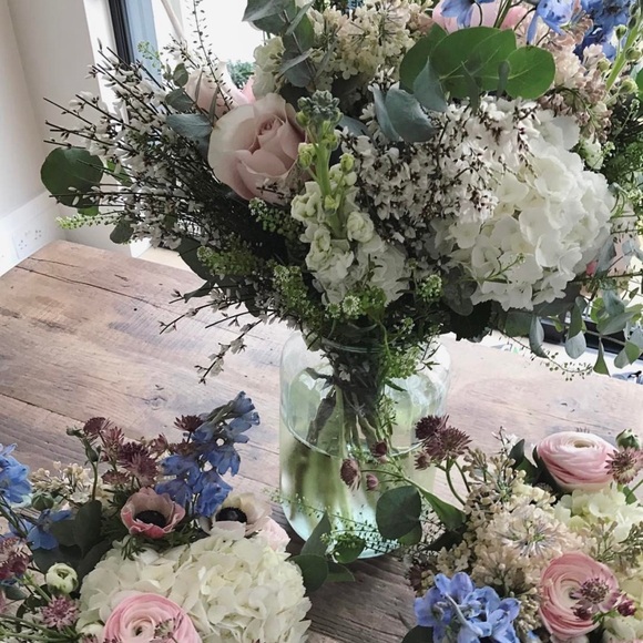 STYLE ME - JADAโ S CLOSET - Picture 15 of 16